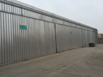 Αδιάβροχη ξύλινη αντίσταση διάβρωσης εξαρτήσεων κλιβάνων ξήρανσης με τη συρόμενη πόρτα ανελκυστήρων