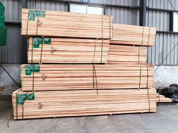 Ανθεκτική πριονισμένη Okoume υγρασία ανθεκτικό FSC ξυλείας κλιβάνων ξηρά επικυρωμένη